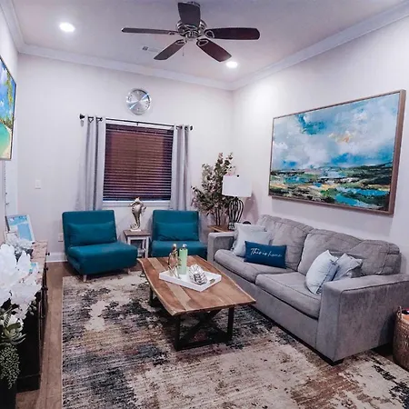 Beachside Bliss- Suite Is Minutes From Beach Pool Hot Tub Near Golf